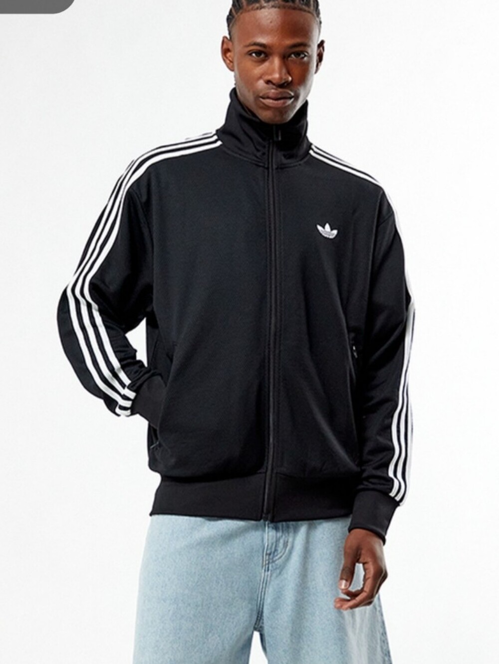 Adidas - Picture 3 of 7